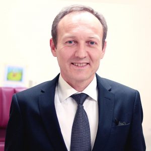 Prof. Dr. Uğur Çınar - Kulak Burun Boğaz Hastalıkları Uzmanı